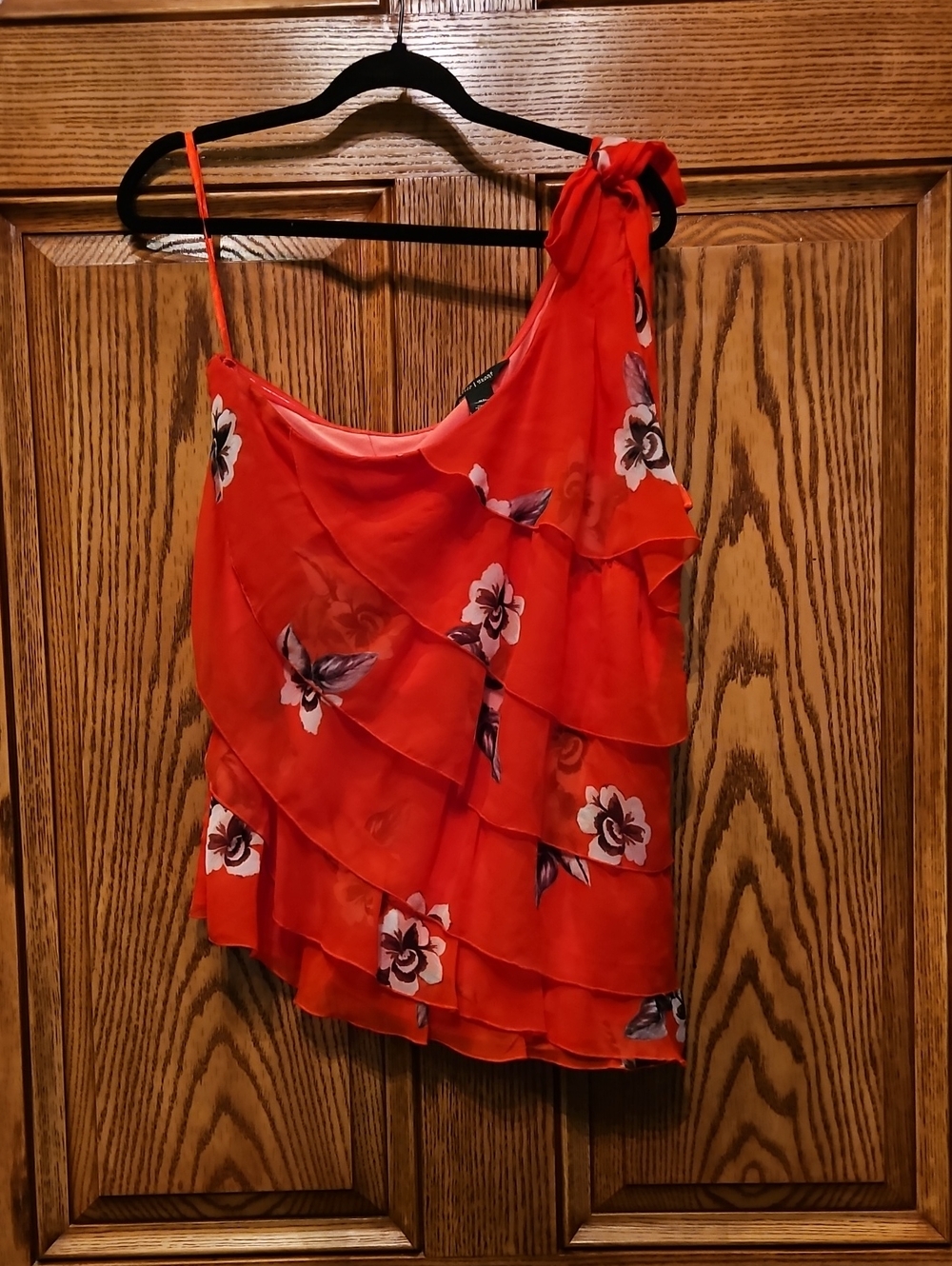 White House Black Market Red Floral Ruffle One-Shoulder Camisole